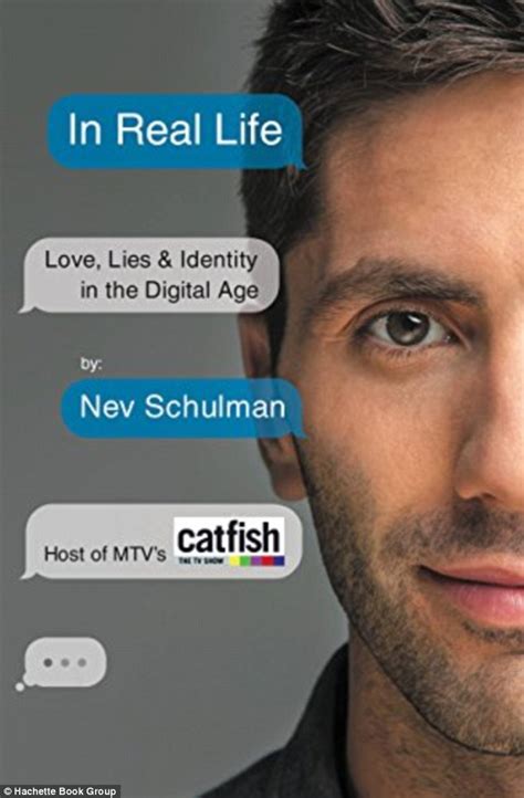 Catfish Host Nev Schulman Embraces His Wife Laura Perlongo S Tiny Baby