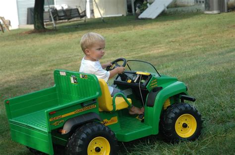 Где и по чем купить электромобиль Peg-Perego John Deere Gator, купить ...