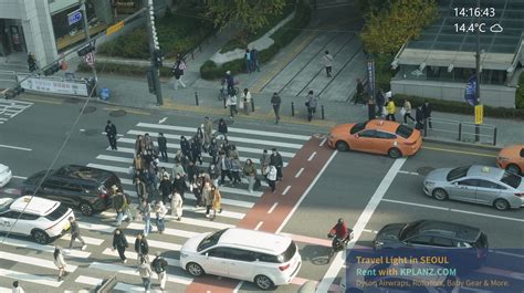 Live Street Gangnam Webcam, Seoul, South Korea
