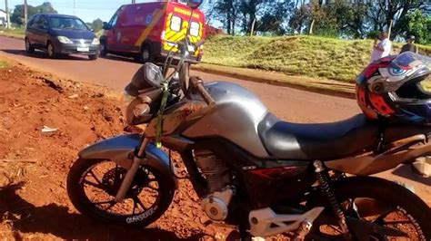 Acidente Entre Caminhonete S E Moto Deixa Motociclista Ferido V Deo