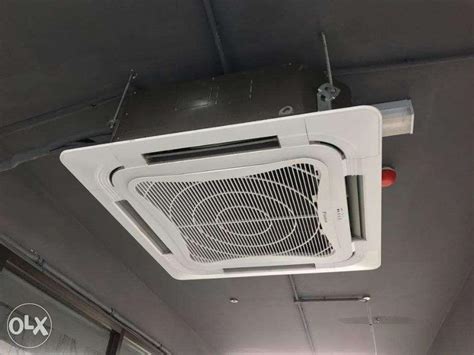 Daikin Aircon Ceiling Cassette Inverter Free Installation TV Home