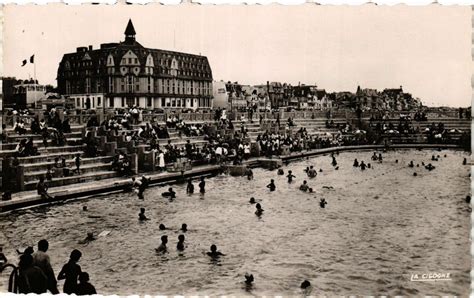 Le Touquet Paris Plage La Piscine Et Le Grand Hotel Au Touquet Paris