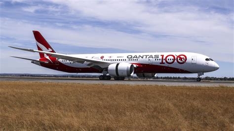 Qantas Cuts Flights Further As Covid 19 Hits Airlines