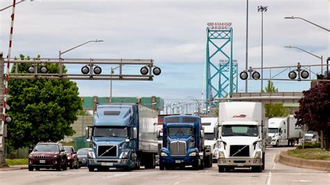 Unvaccinated Canadian truckers won’t be exempt from COVID-19 measures at border - FreightWaves