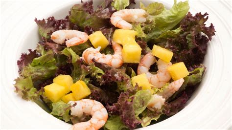 Receta de Ensalada de gambas y piña Karlos Arguiñano