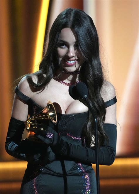 Oliva Rodrigo Beautiful Cleavage Hot Celebs Home