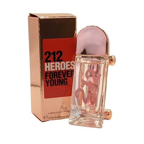 Carolina Herrera 212 Heroes Forever Young for Her Eau de Parfum Mini ...