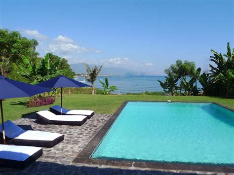 Villa For Sale in Bali Beachfront