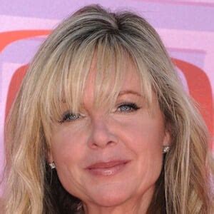 Lisa Hartman - Bio, Facts, Family | Famous Birthdays