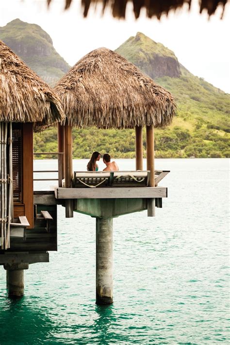 Four Seasons Resort Bora Bora | Classic Vacations