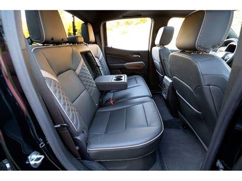 Gmc Canyon Interior Perla Margaretha