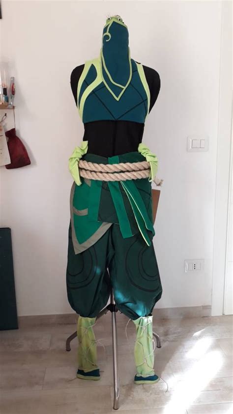 Akali League of Legends Costume. Tailormade LOL Cosplay. - Etsy