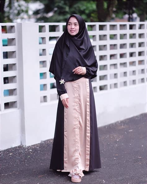 Outfit Baju Gamis Berhijab Ala Selebgram 2018