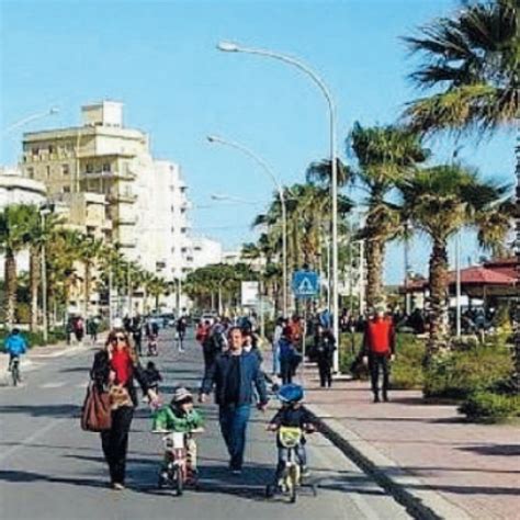 Marsala Ampliata L Isola Pedonale Sul Lungomare Giornale Di Sicilia