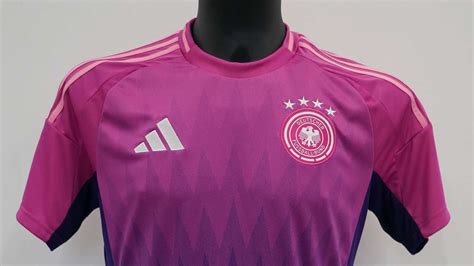 Bester Verkaufsstart aller Zeiten für pinkes DFB Trikot