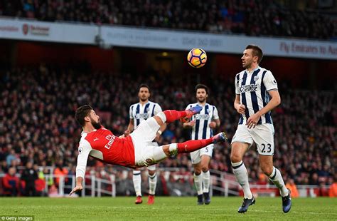 Arsenal 1 0 West Brom Olivier Giroud Scores Late Winner Against