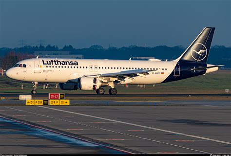 D AIZE Lufthansa Airbus A320 214 Photo By Niclas Rebbelmund