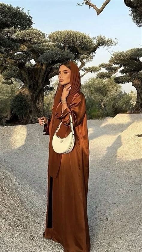 Pin Di Shai Su Abayas Nel 2024 Tessuti