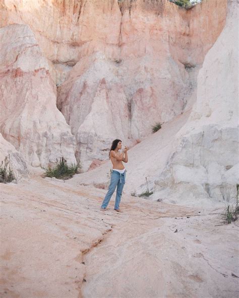 The Naked Student Thenakedstudent Instagram Photos And Videos