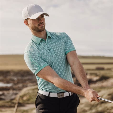 The Ultimate Guide to Golf Clothes for Men – younggeorgians