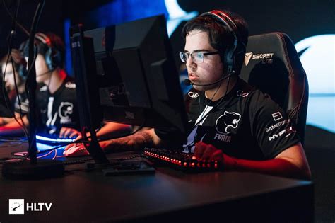 CS GO FURIA estreia vitória em cima da MIBR na DreamHack Masters