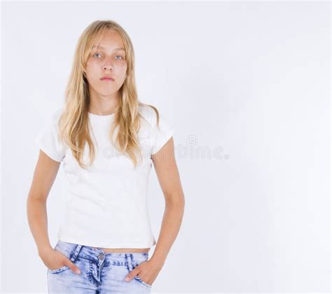 Belle Fille Blonde Image Stock Image Du Caucasien Femelle