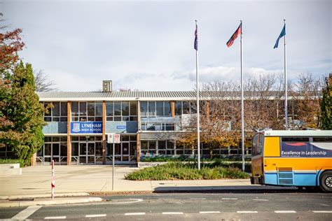 Classes moved after vandals smash dozen windows at Lyneham High | Riotact