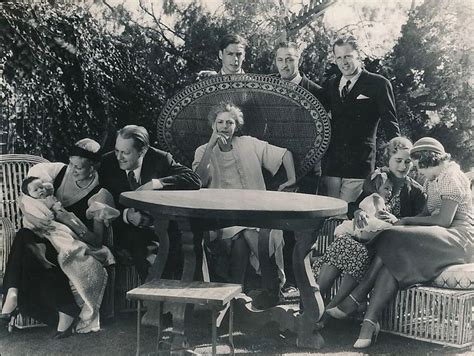 Classic Hollywood #69 - The Barrymore Family 1932