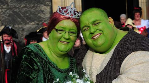 Shrek Wedding: Going Green For Cancer Charity | UK News | Sky News