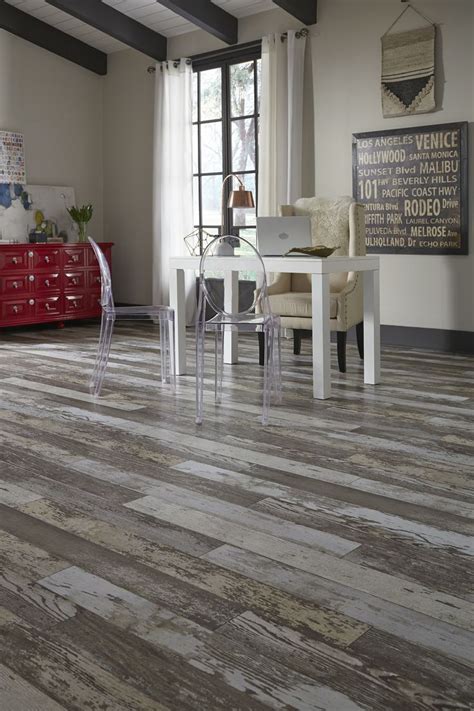 Rustic Barn Wood Laminate Flooring Rustic Flooring Rustic Laminate Flooring Floor Design