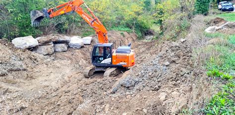 Meldola I Lavori Di Manutenzione Dellalveo Del Rio San Giorgio