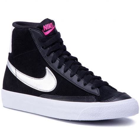 Кеды Nike черные с мехом купить в дисконте в СПб