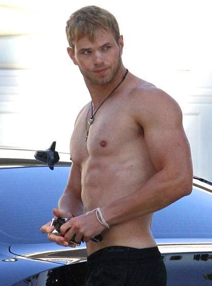 Kellan Lutz Shirtless Wallpaper