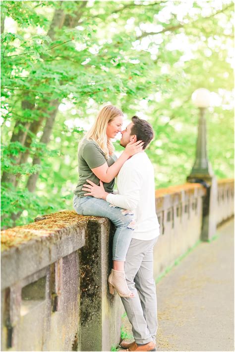 Sunset Downtown Seattle Engagement Ryan And Darion