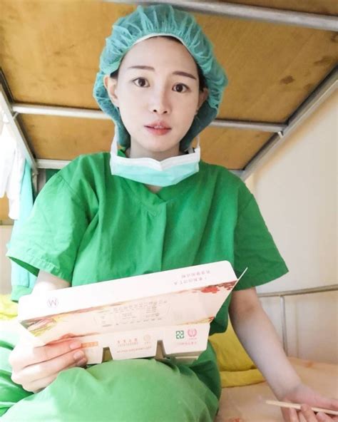 H Ng D N B O V S C Kh E I K M Nh Bikini G I C M N B C S Xinh P Khi N C M Ph T S T