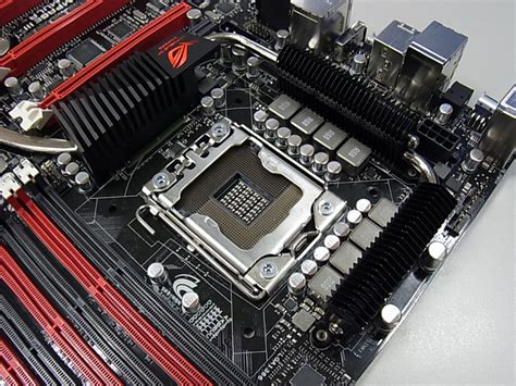 Asus Shows Rog Rampage Iii Formula Motherboard