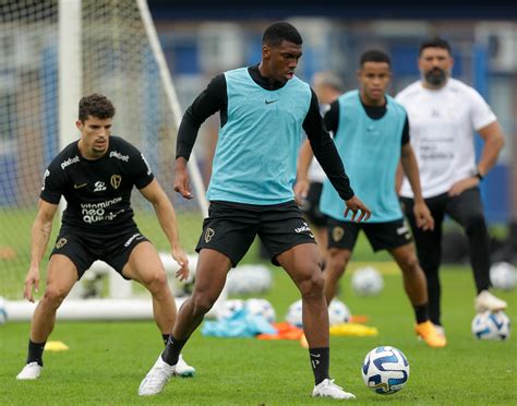 Futebol Masculino Na Argentina Tim O Inicia Prepara O Para Encarar Flu