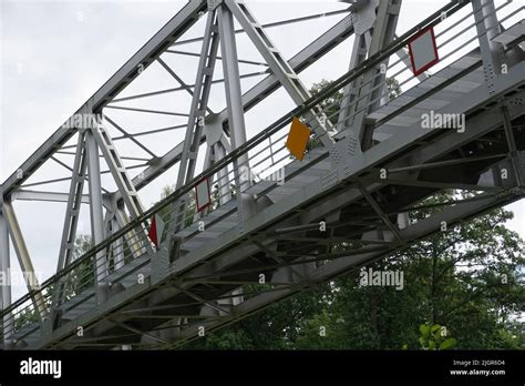 Truss train bridge - side view Stock Photo - Alamy