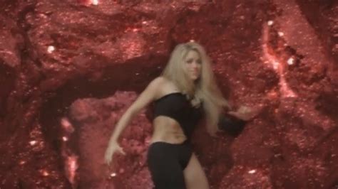 She Wolf Music Video Shakira Image 17976931 Fanpop