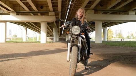 Pretty Blonde Girl Sit Bike City Road Po Stock Video Pond