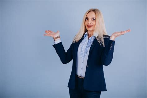 Mature Femme Affaires Isolé Chic Tenue Photo Gratuite