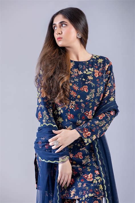 Buy Blue Georgette Printed And Hand Embroidered Floral Kurta Gharara