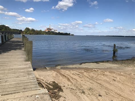 Hospital Point Boat Ramp Potomac River Guide Site