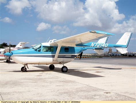 Picture Private Cessna 337 Super Skymaster N72140