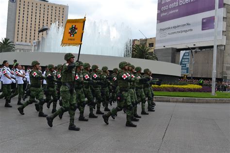 Desfile Cívico Militar 212 Aniversario De La Independencia De México