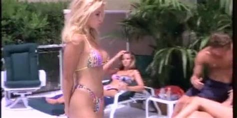 Pamela Anderson Bikini Scene In Baywatch Tnaflix