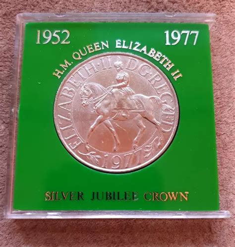 1977 Royal Mint Elizabeth Ii Silver Jubilee 25p Crown Coin Vintage