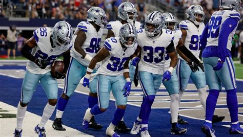 Cowboys score twice on defense in 38-3 blowout of Patriots | FOX 4 Dallas-Fort Worth