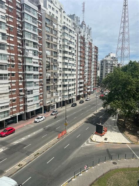 Se Vende Apartamento De Tres Dormitorios En Tres Cruces Ref JF5CB2