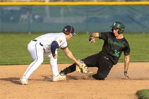 Riversides Oliastro Picks Up Win No 700 In 7 1 Win Over Shenango